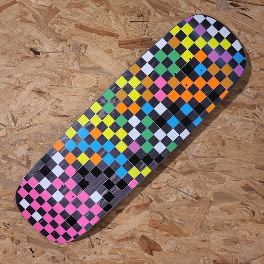 Prime Heritage Checkered Barn Deck - Skateboard-Decks - Rollbrett Mission