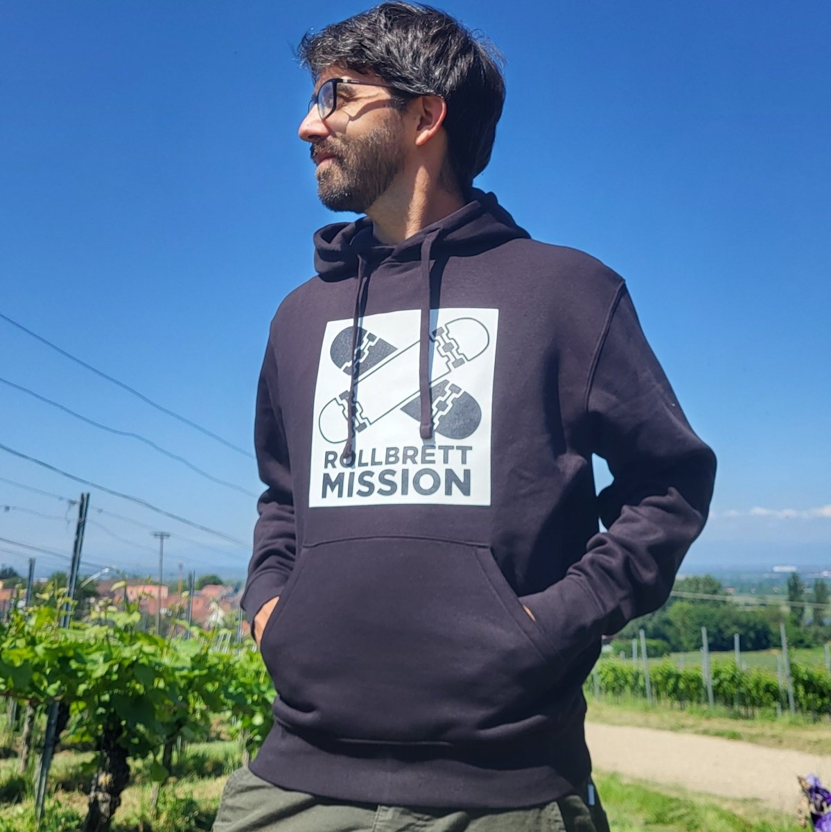 Rollbrett Mission Kubus Hoodie black - Shirts & Tops - Rollbrett Mission
