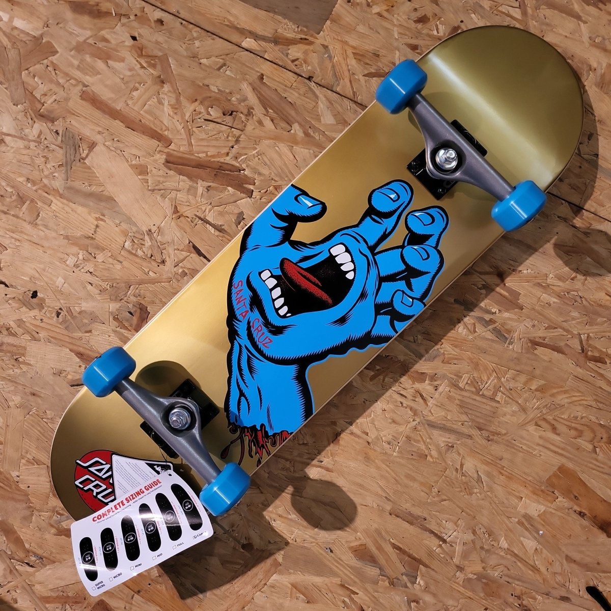 Santa Cruz Screaming Hand 8.25 Large Complete Skateboard - Skateboards - Rollbrett Mission