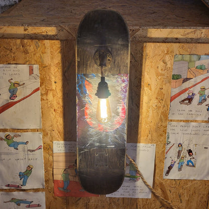 Skateback Upcycling Skateboard-Lampe - Schmuck - Rollbrett Mission