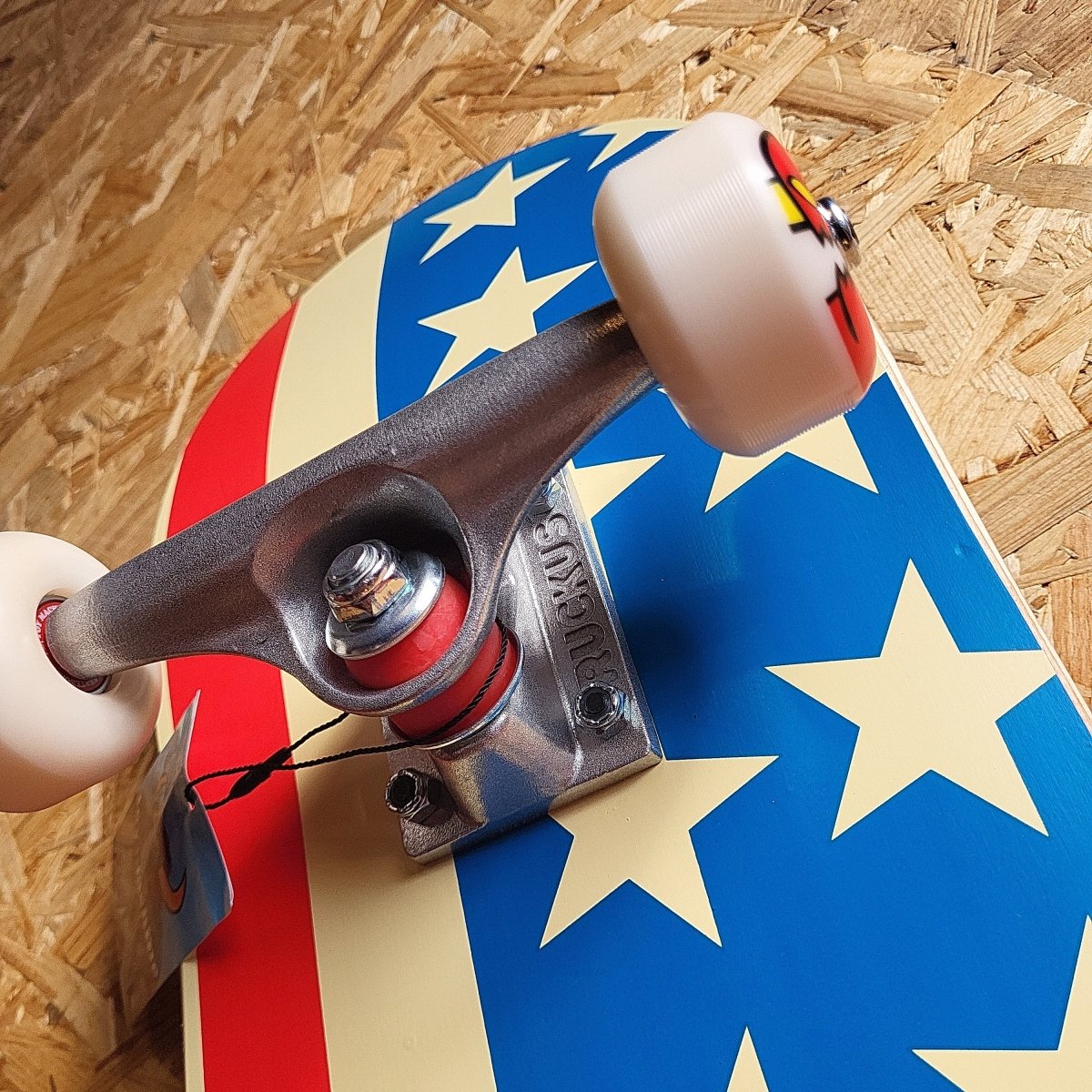 Toy Machine 7.75 American Monster Complete Skateboard - Skateboards - Rollbrett Mission